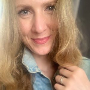 Meet your Posher, Marsha